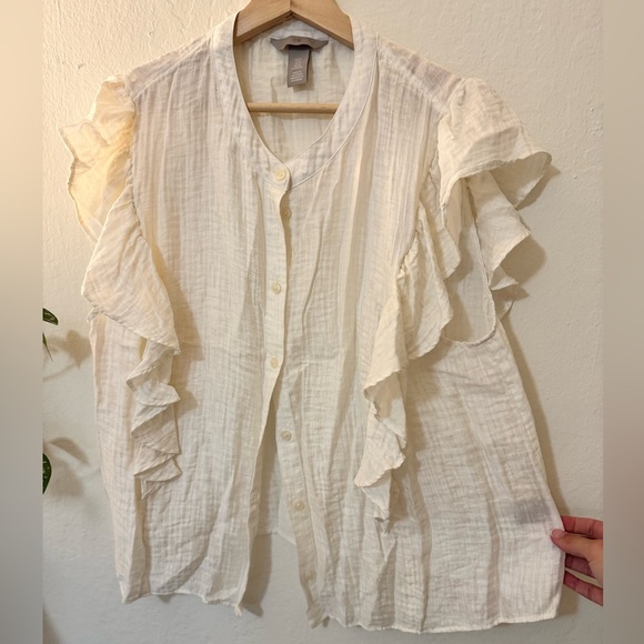 🤍 H&M Ruffle Sleeve Button-Down Blouse 🤍 - Picture 2 of 5